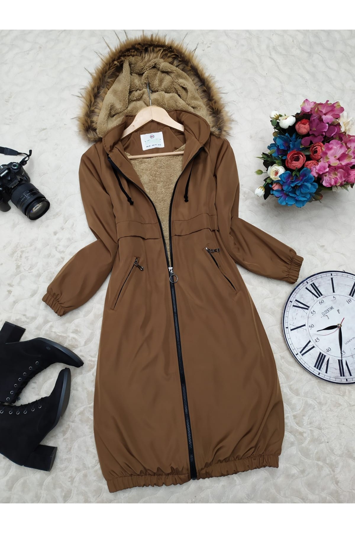 Paraşüt Kumaş İçi Kuzu Peluş Mont -بلون السعوط