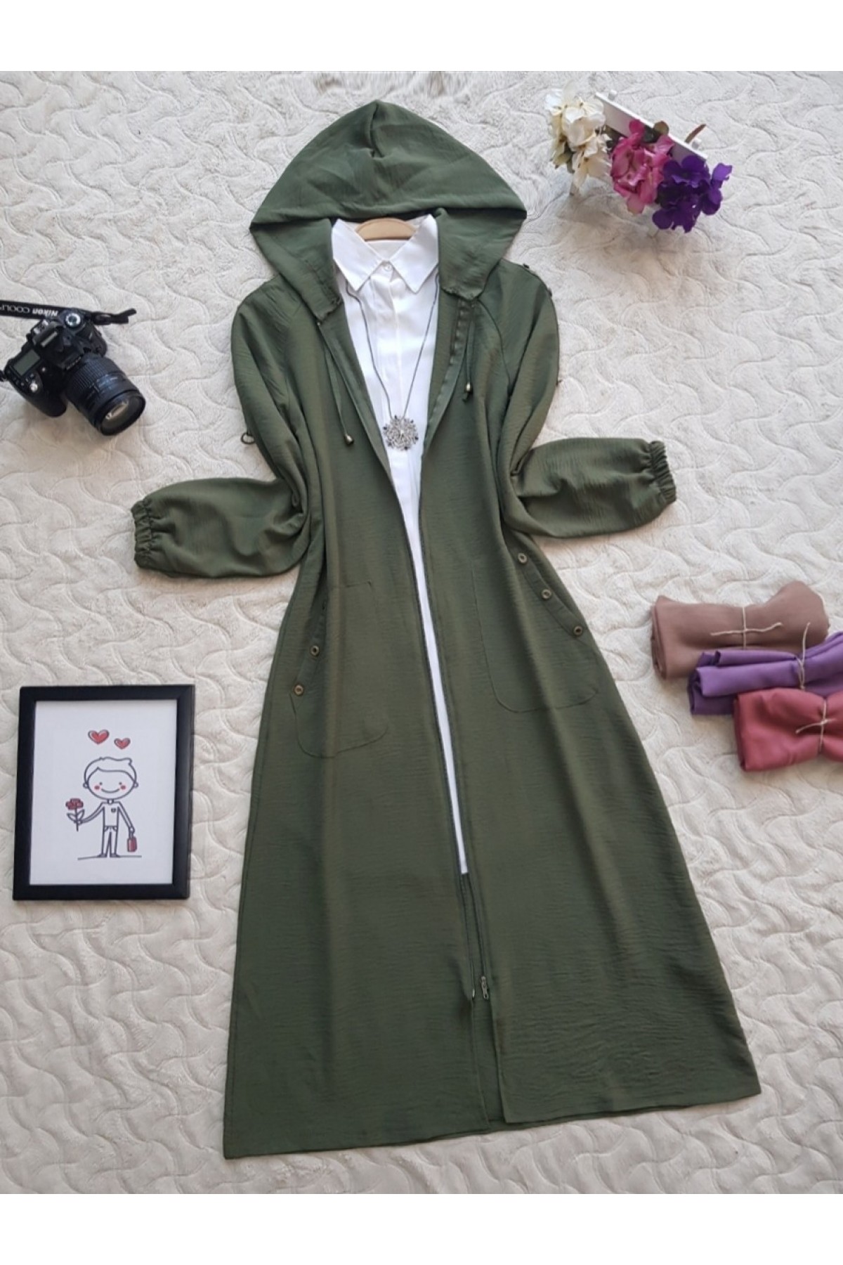 Düğme Detaylı Ayrobin Kap -Khaki