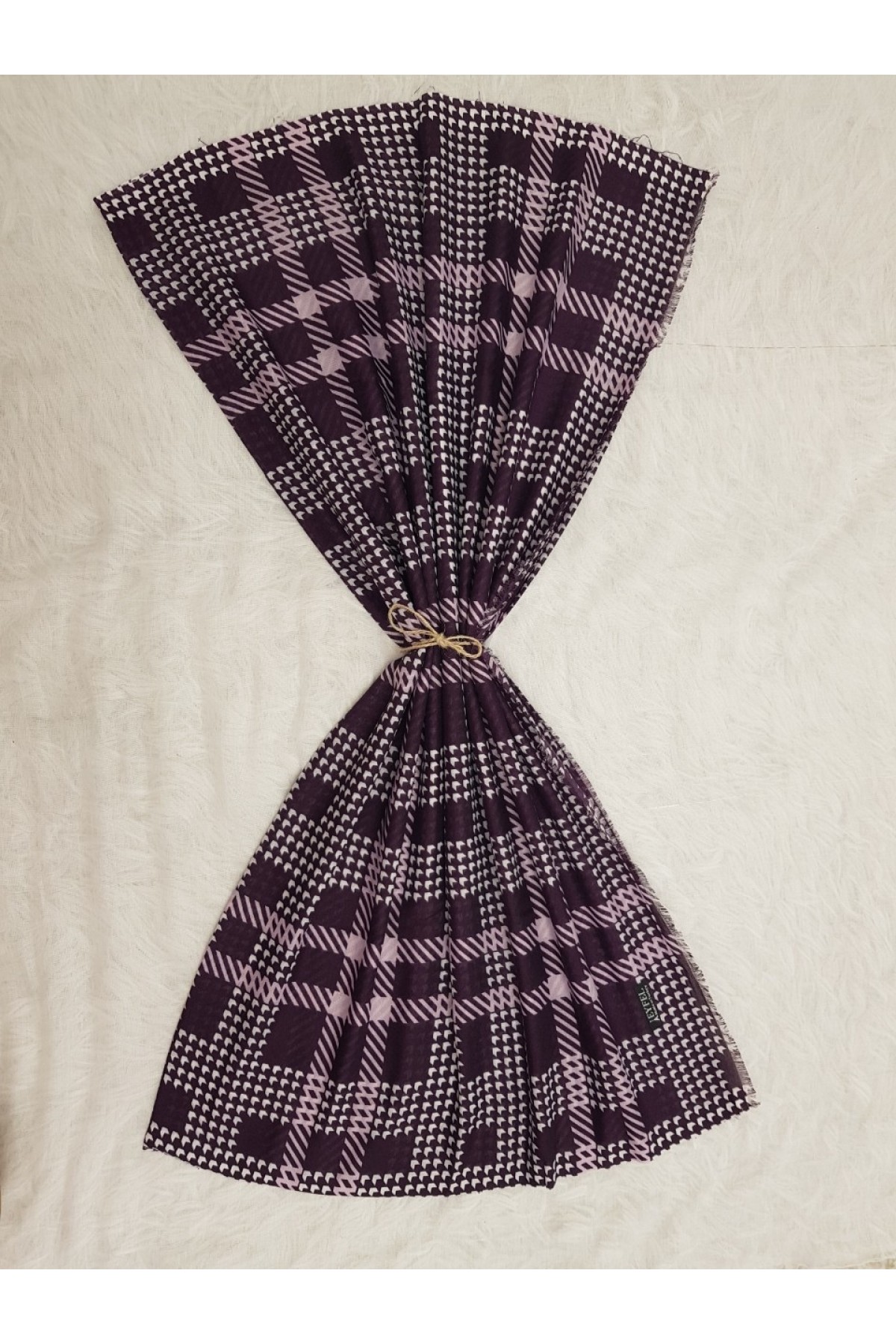 Square Pattern Shawl -بنفسجي