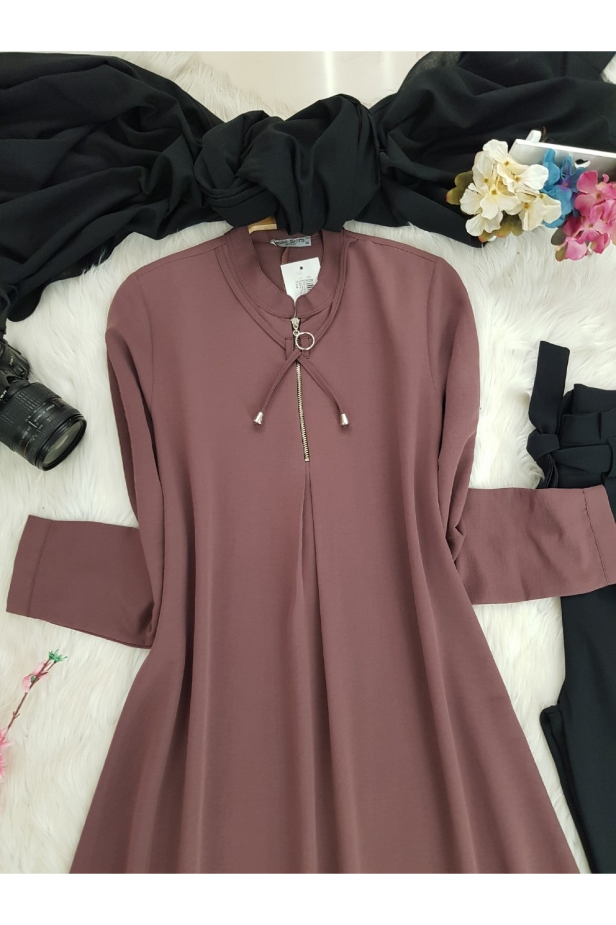Half Zippered Judge Collar Tunic -Dried rose